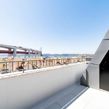 Lusiadas 53 5 D - Beautiful River View * Lisboa